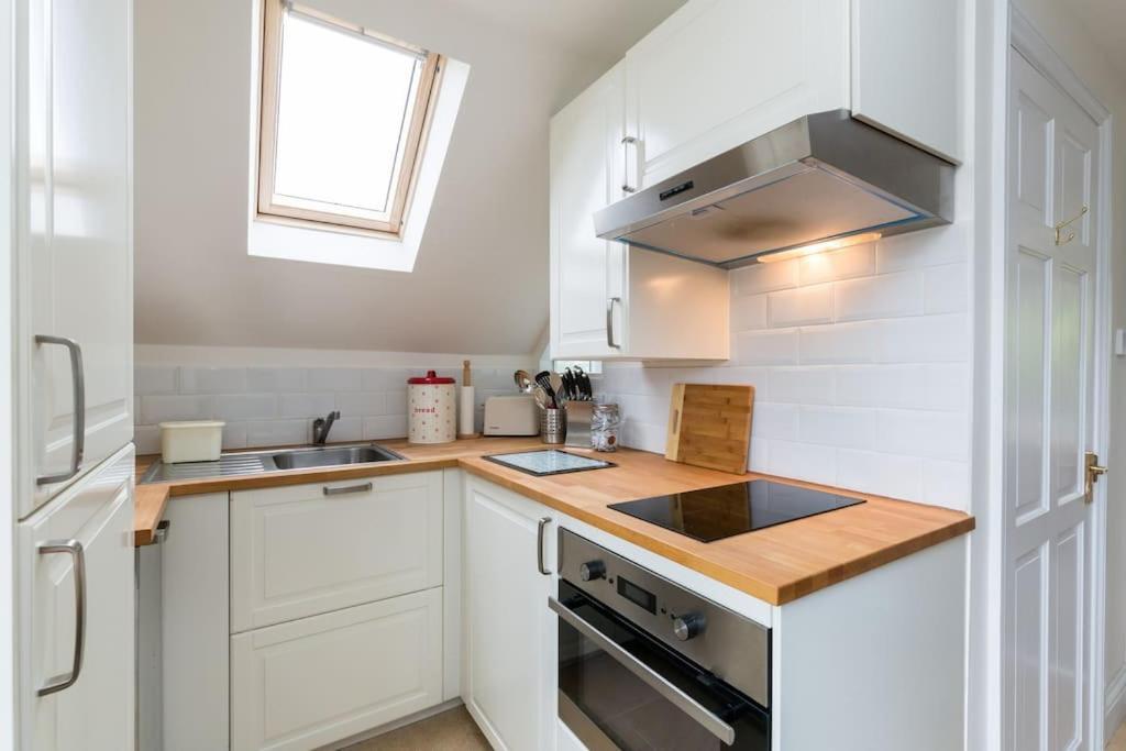 Badgers Sett Apartment Чипинг Камдън Екстериор снимка