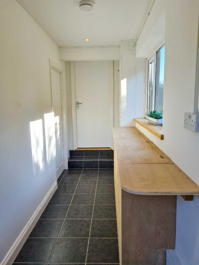 Badgers Sett Apartment Чипинг Камдън Екстериор снимка